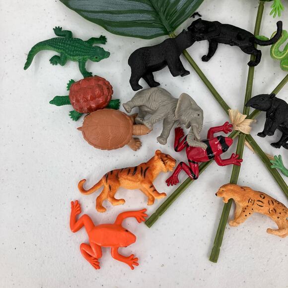 Rainforest Cafe Mini Backpack Belt Bag Small Variety Jungle Animals Figures Toys - Picture 5 of 6